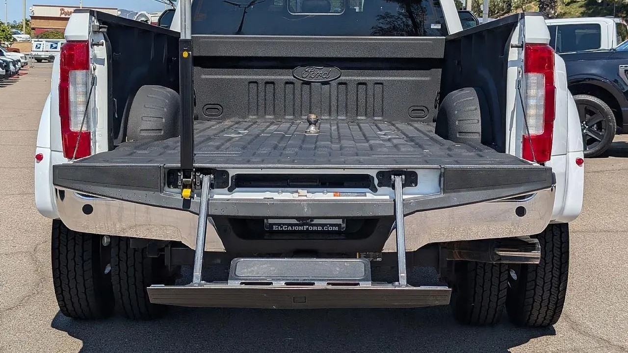 2017 Ford F-450 Super Duty King Ranch