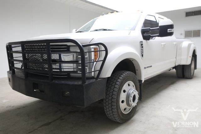 2019 Ford F-450 - $37,997