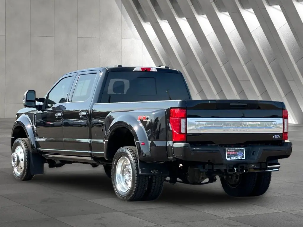 2022 Ford F-450 - $84,970