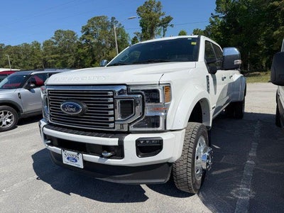 2022 Ford F-450 Super Duty 4X4 King Ranch 4DR Crew Cab 8 FT. LB DRW Pickup
