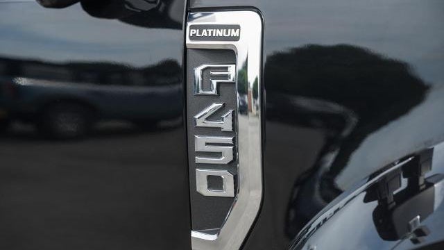2022 Ford F-450 Super Duty King Ranch