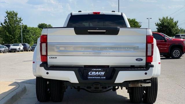 2022 Ford F-450 Super Duty Platinum