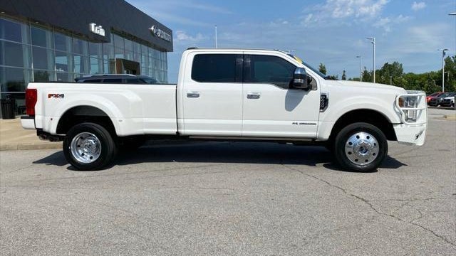 2022 Ford F-450 Super Duty Platinum
