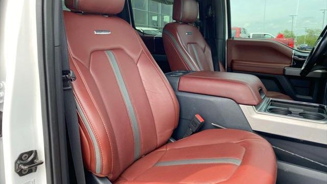2022 Ford F-450 Super Duty Platinum
