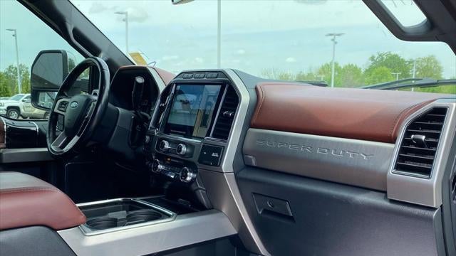 2022 Ford F-450 Super Duty Platinum