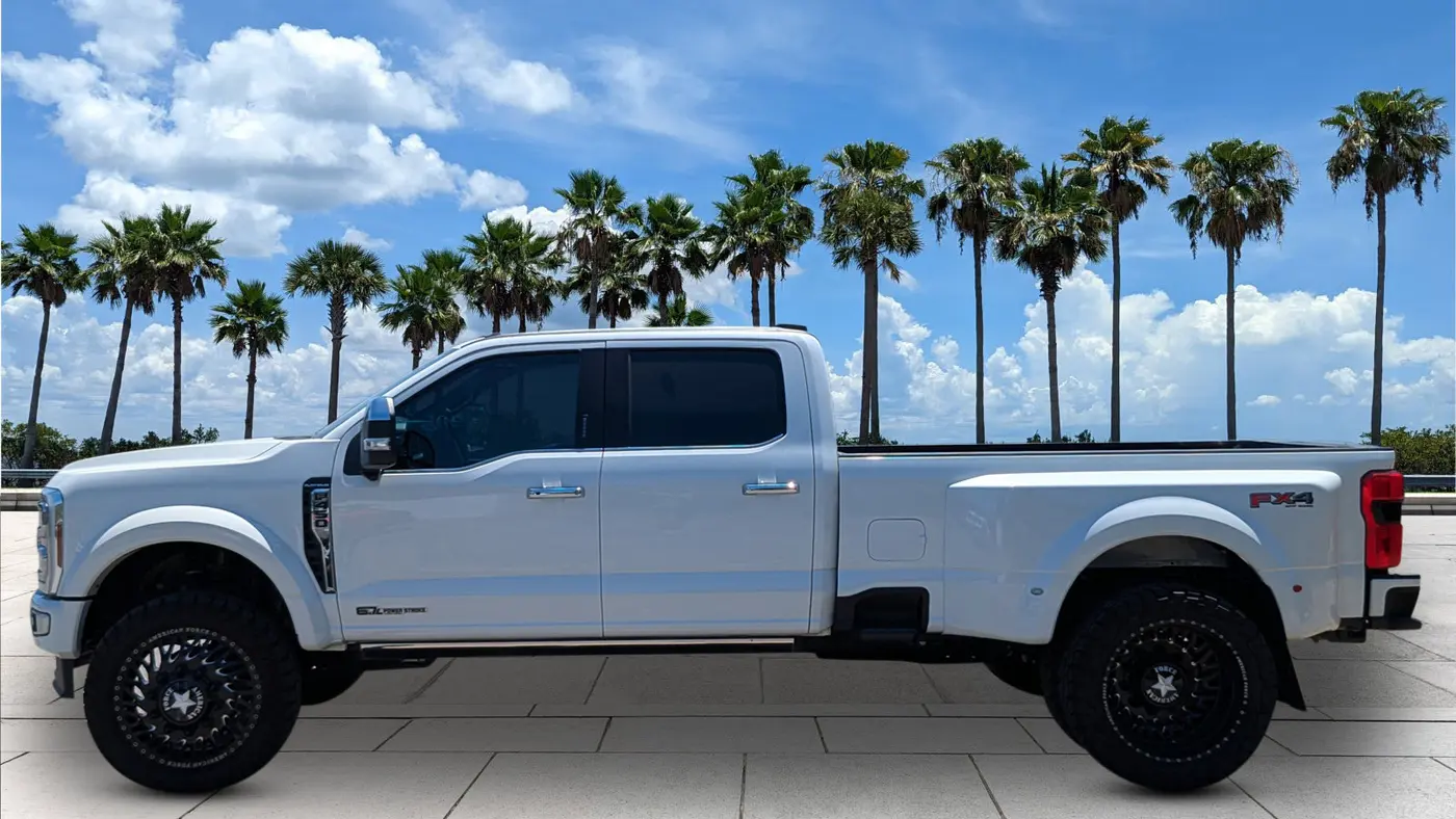 2024 Ford F-450 Super Duty XLT
