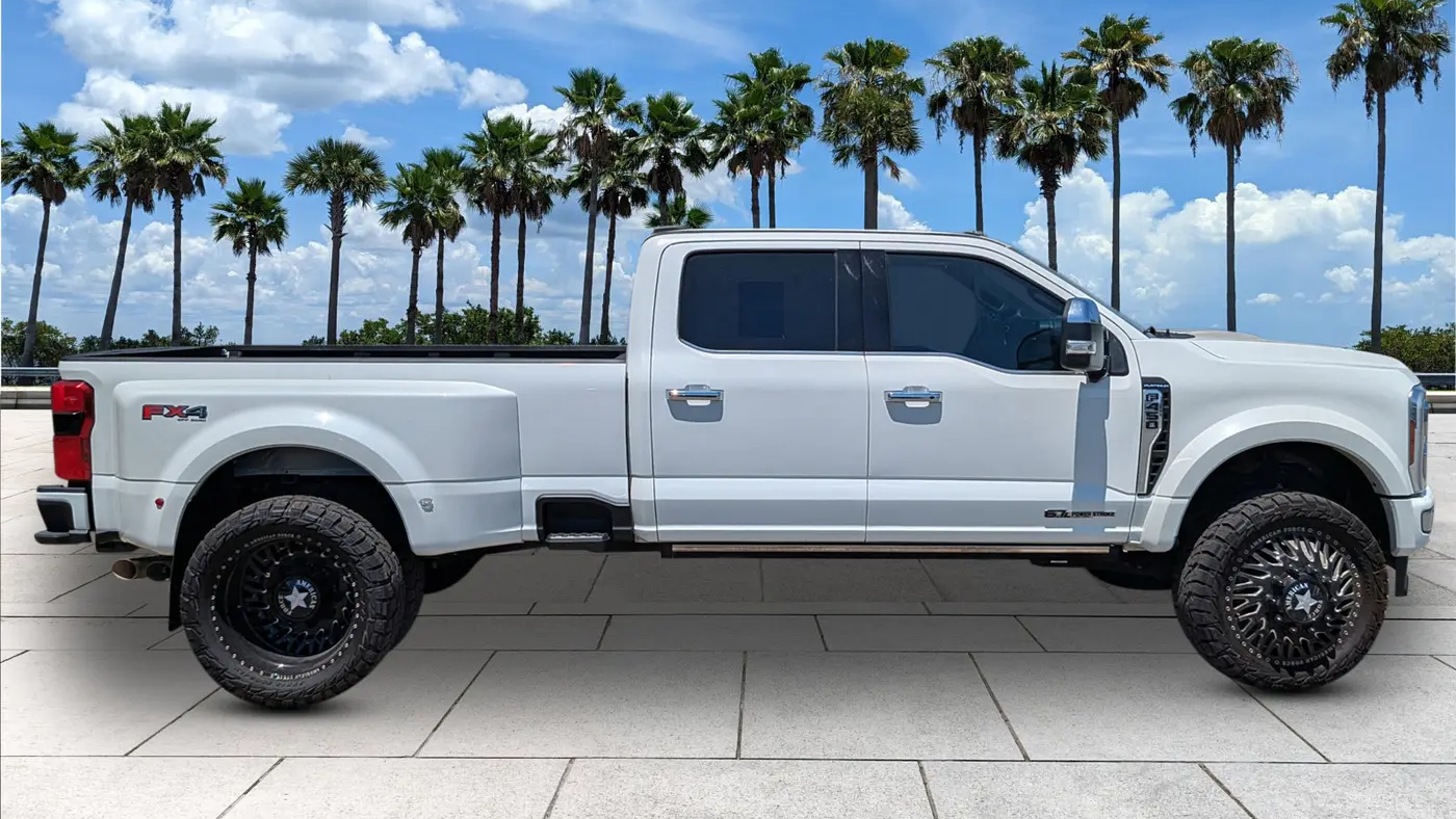 2024 Ford F-450 Super Duty XLT