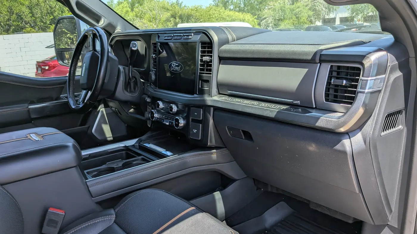 2024 Ford F-450 Super Duty XLT