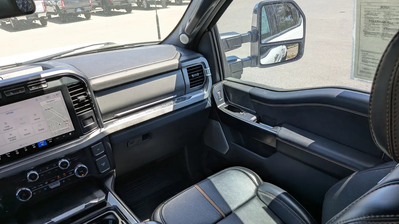 2024 Ford F-450 Super Duty XLT