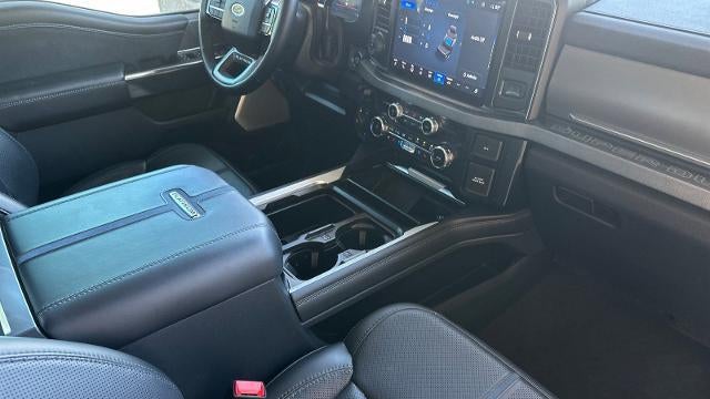 2025 Ford F-450 Super Duty XLT