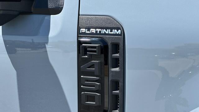2025 Ford F-450 Super Duty XLT