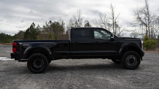 2026 Ford F-450 Super Duty XLT
