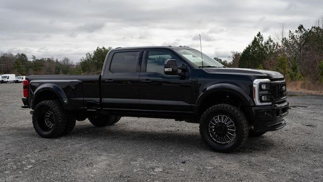 2026 Ford F-450 Super Duty XLT