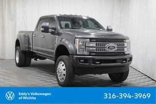 2018 Ford F-450 Super Duty with Magnetic Exterior