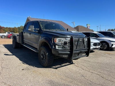 2022 Ford F-450 Super Duty 4X4 Lariat 4DR Crew Cab 8 FT. LB DRW Pickup