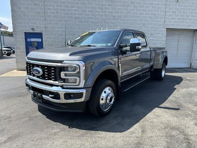 Photo of a 2024 Ford F-450 Super Duty 4X4 Lariat 4DR Crew Cab 8 FT. LB DRW Pickup for sale