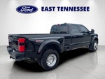 2025 F-450 Super Duty Thumbnail 3