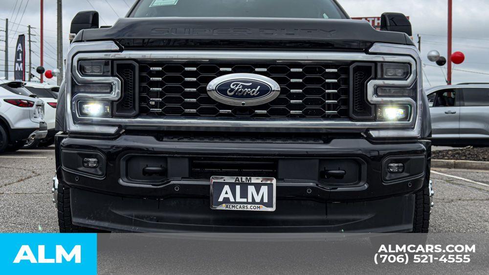2025 Ford F-450 Super Duty Platinum