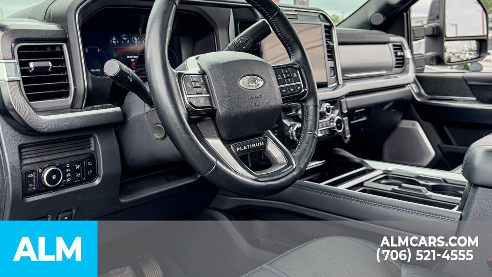 2025 Ford F-450 Super Duty Platinum