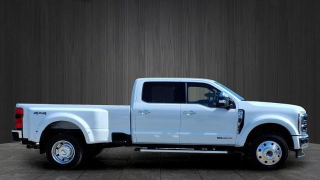 2026 Ford F-450 Super Duty XLT