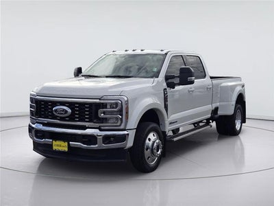 2026 Ford F-450 Super Duty 4X4 Lariat 4DR Crew Cab 8 FT. LB DRW Pickup