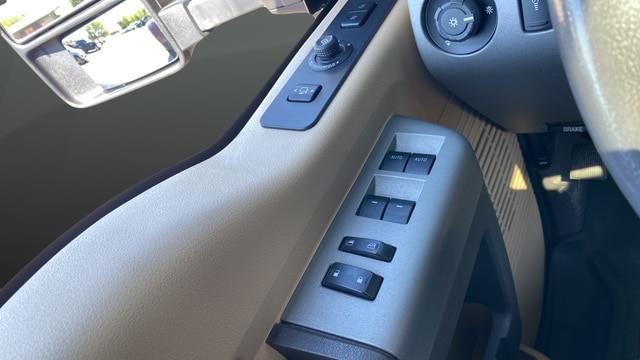 2016 Ford F-450 - $43,751