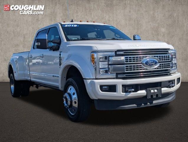 2019 Ford F-450 - $65,925