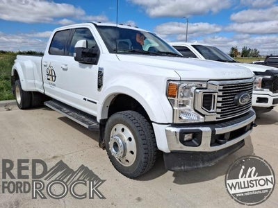 2022 Ford F-450 Super Duty 4X4 Lariat 4DR Crew Cab 8 FT. LB DRW Pickup