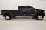 2022 F-450 Super Duty Thumbnail 2