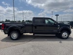 2022 F-450 Super Duty Thumbnail 2