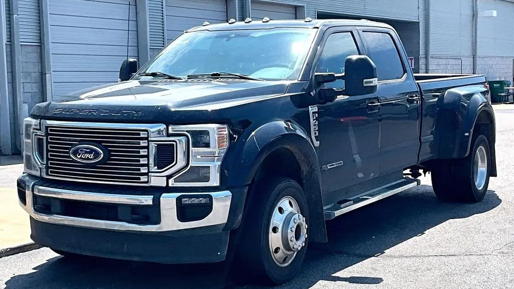 2022 Ford F-450 Super Duty Lariat