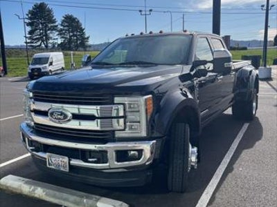 2017 Ford F-450 Super Duty 4X4 King Ranch 4DR Crew Cab 8 FT. LB DRW Pickup