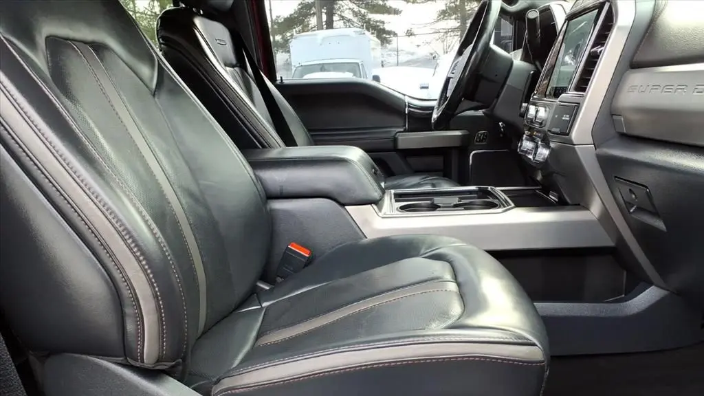 2022 Ford F-450 Super Duty Lariat