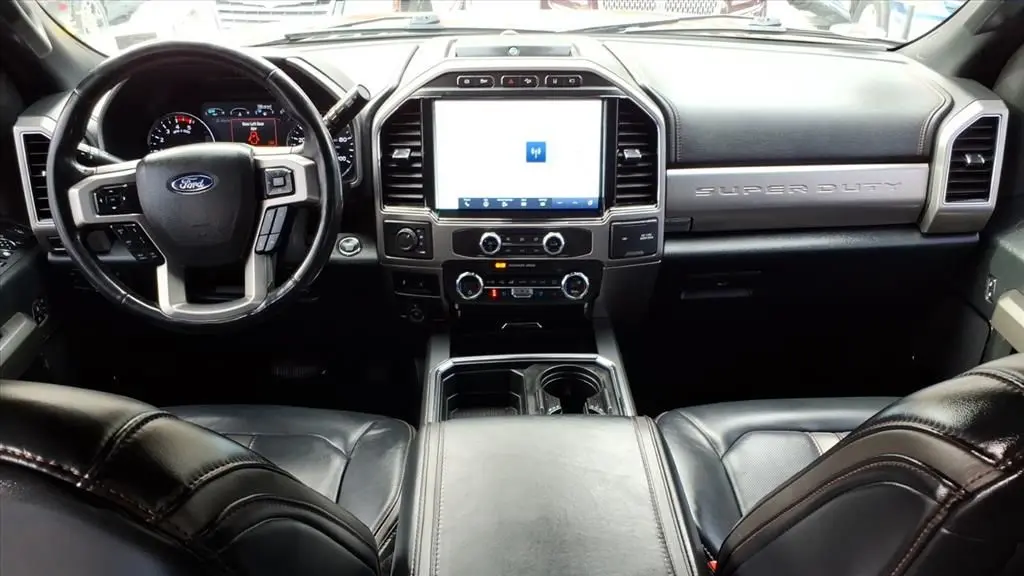 2022 Ford F-450 Super Duty Lariat
