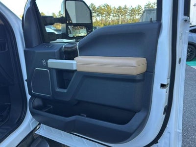 2022 Ford F-450 Super Duty 4X4 King Ranch 4DR Crew Cab 8 FT. LB DRW Pickup