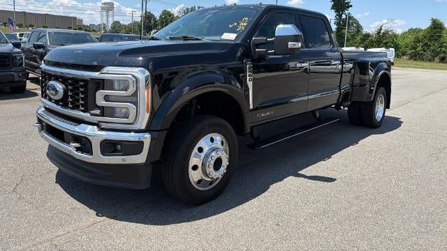 2023 Ford F-450 Super Duty King Ranch