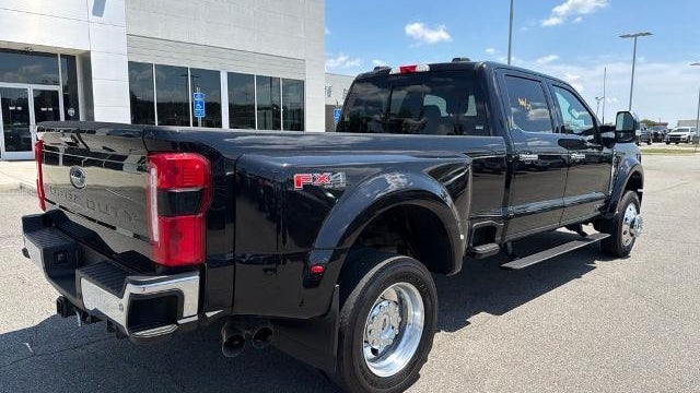 2023 Ford F-450 Super Duty King Ranch
