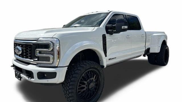2025 Ford F-450 Super Duty XLT
