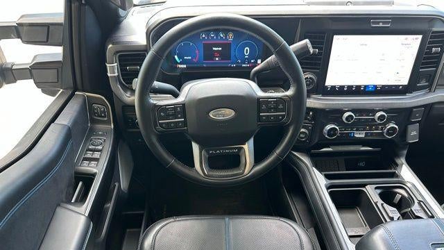 2025 Ford F-450 Super Duty XLT