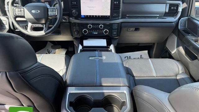 2026 Ford F-450 Super Duty XLT
