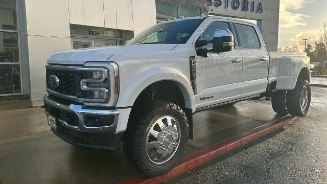 2026 Ford F-450 Super Duty XLT
