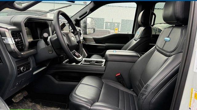 2026 Ford F-450 Super Duty XLT
