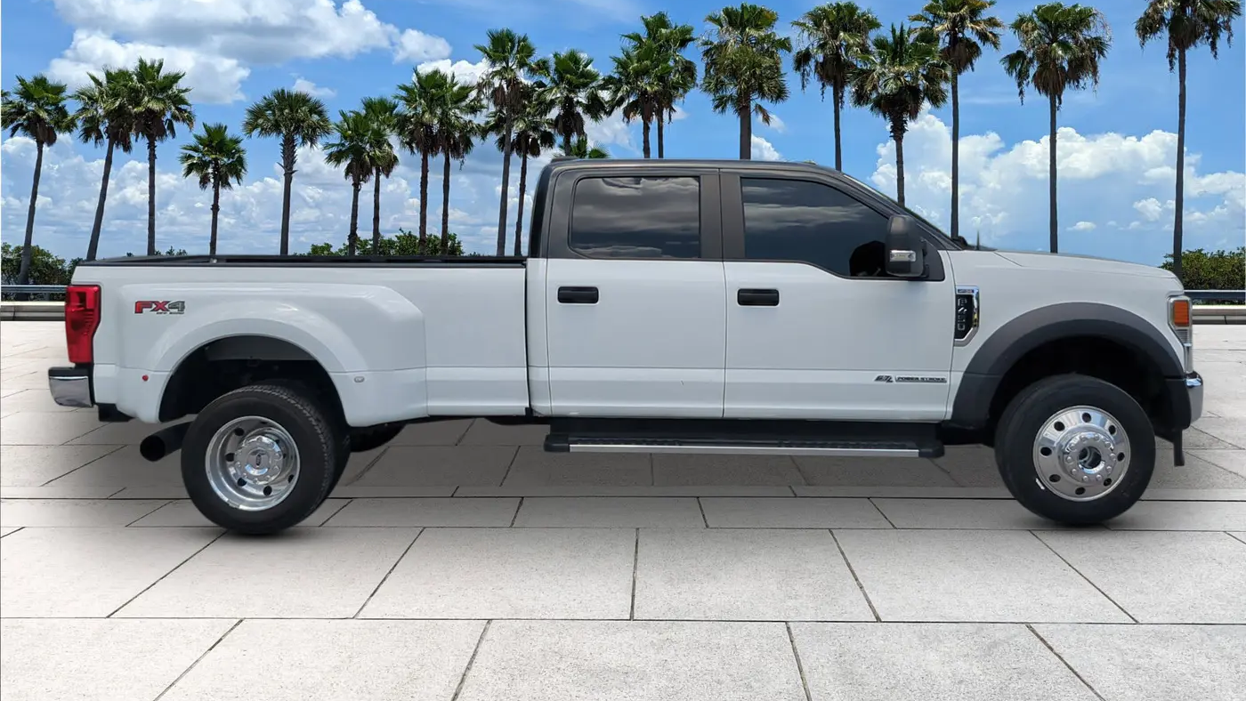 2022 Ford F-450 Super Duty Lariat