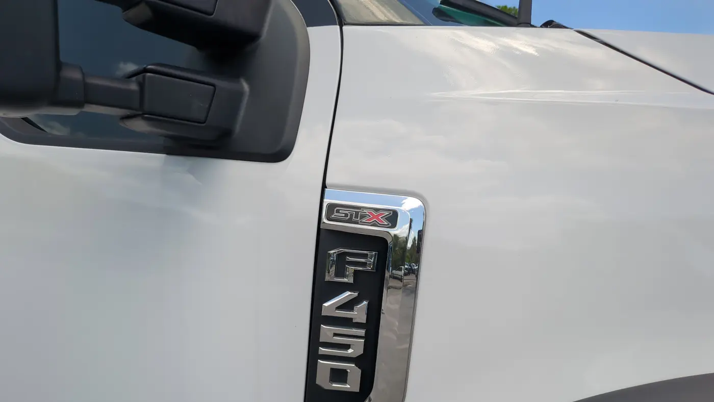 2022 Ford F-450 Super Duty Lariat
