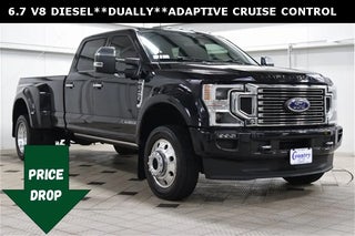 2022 Ford F-450 Super Duty with Agate Black Metallic Exterior