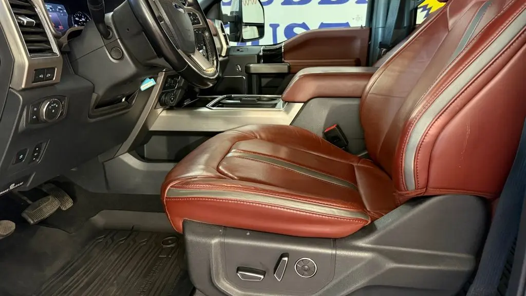 2022 Ford F-450 Super Duty King Ranch