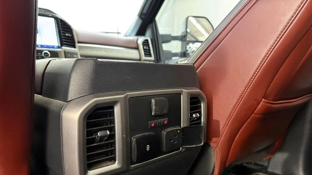 2022 Ford F-450 Super Duty King Ranch
