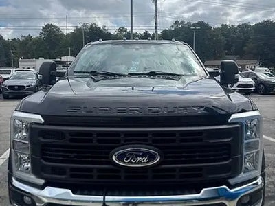 2023 Ford F-450 Super Duty 4X4 XL 4DR Crew Cab 8 FT. LB DRW Pickup