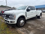 2023 F-450 Super Duty Thumbnail 2