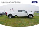 2025 F-450 Super Duty Thumbnail 2